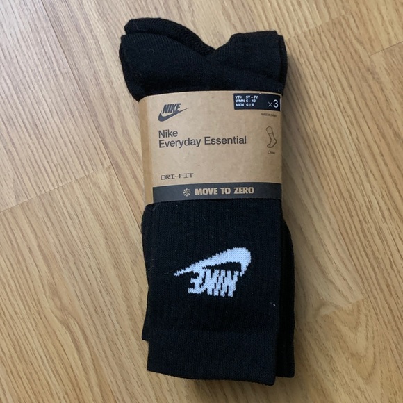 Nike Other - Nike Everyday Essential Black Dri-FIT Socks Medium 6-8 Men’s